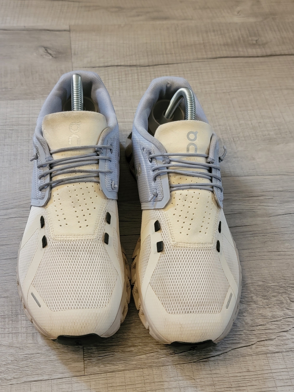 On Running Running Men's Cloudswift Lightweight Running Shoes - Light Gray/Cream